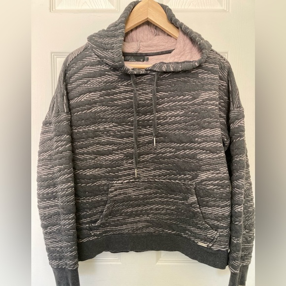 Prana Quilted Sweatshirt Size Medium - Picture 2 of 8